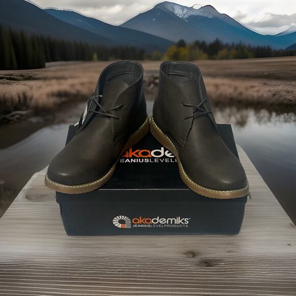 Akademiks Men's Casual Chukka Boots Size 10 Gray Ankle New With Tags Casual Wear - Picture 1 of 16